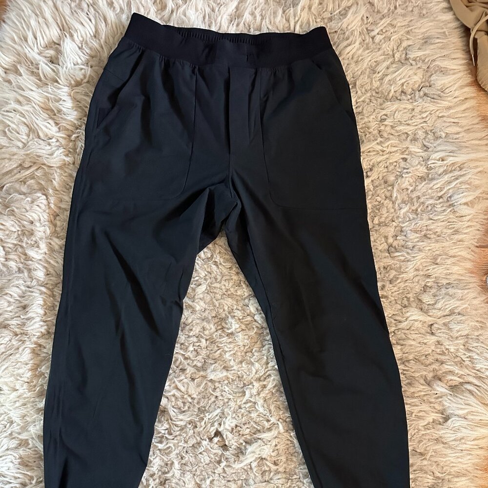 Lululemon ABC Joggers – Size M – Black